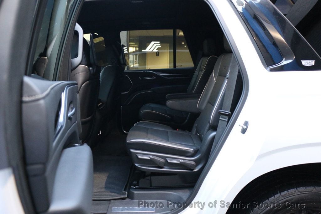 2021 Cadillac Escalade 4WD 4dr Sport - 22985921 - 29
