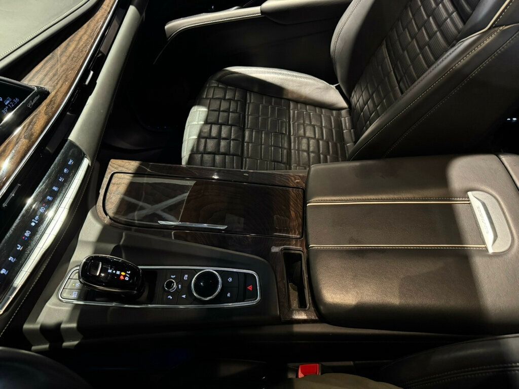 2021 Cadillac Escalade 4WD/SportPlatinum/SuperCruise/PerformanceExhaust/NightVision/NAV - 22955618 - 17