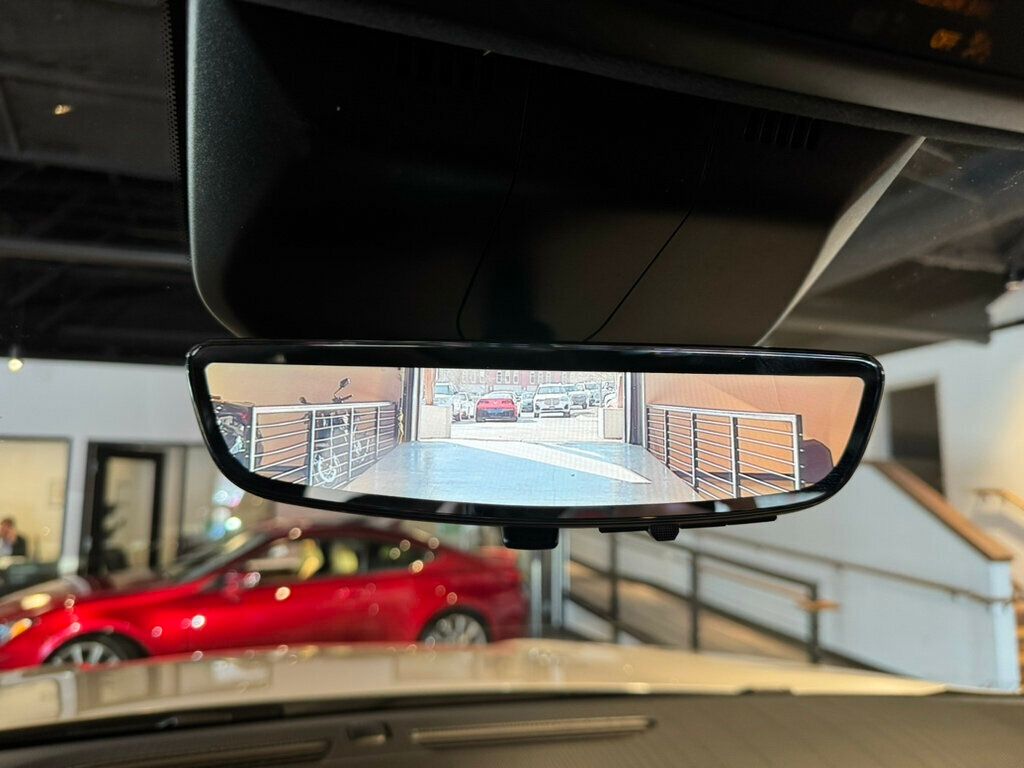 2021 Cadillac Escalade 4WD/SportPlatinum/SuperCruise/PerformanceExhaust/NightVision/NAV - 22955618 - 19