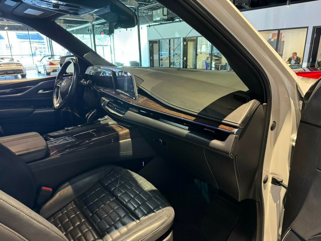 2021 Cadillac Escalade 4WD/SportPlatinum/SuperCruise/PerformanceExhaust/NightVision/NAV - 22955618 - 30