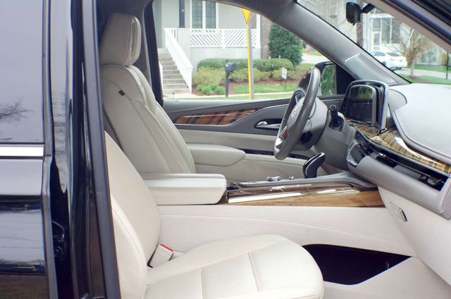 2021 Cadillac Escalade MSRP$102995/PremiumLuxuryPlatinum/SUPER CRUISE/Night Vision Pkg - 22950374 - 4