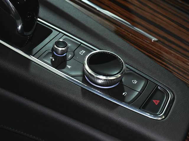 2021 Cadillac Escalade Premium Luxury - 23011161 - 40