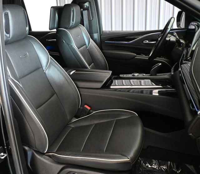 2021 Cadillac Escalade Sport - 23060460 - 21