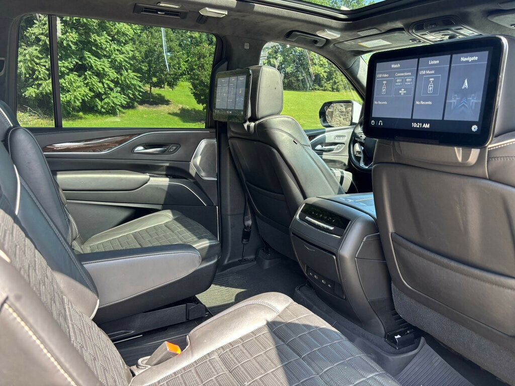 2021 Cadillac Escalade ESV Sport Platinum photo 10