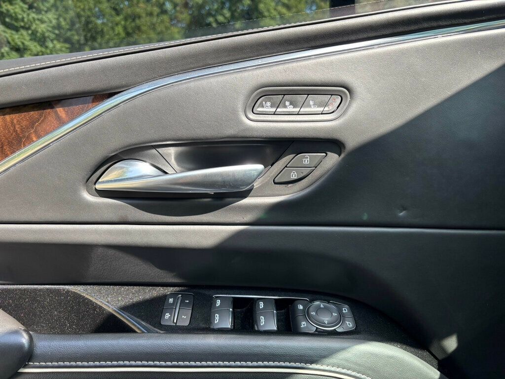 2021 Cadillac Escalade ESV Sport Platinum photo 26