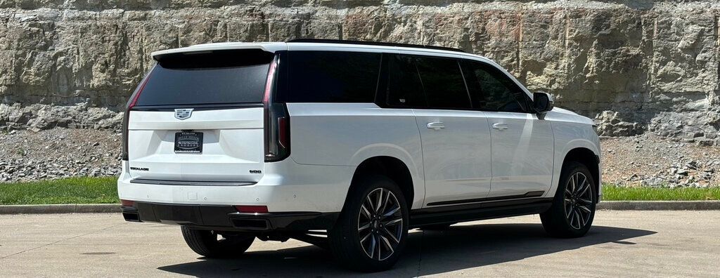 2021 Cadillac Escalade ESV 2021 Cadillac Escalade ESV - 22883018 - 3