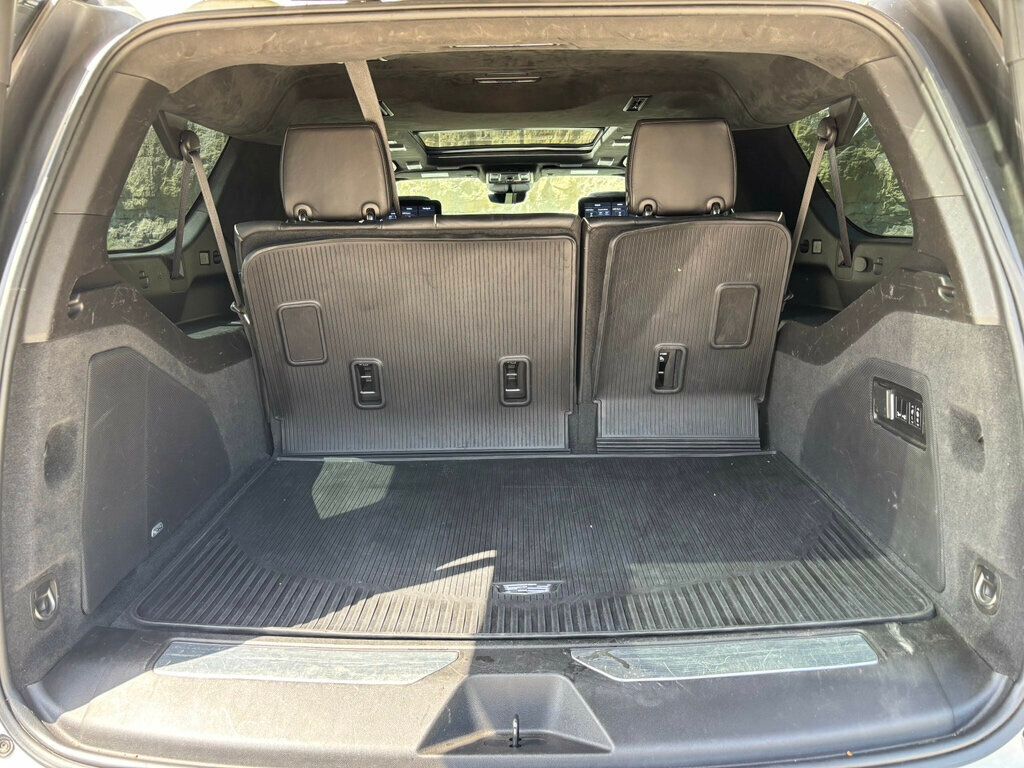 2021 Cadillac Escalade ESV Sport Platinum photo 35