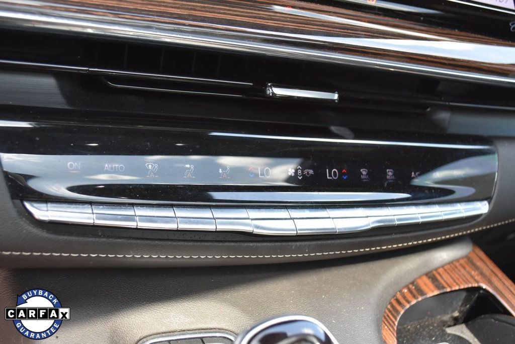 2021 Cadillac Escalade ESV Premium Luxury photo 25