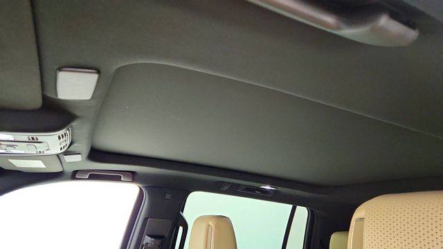 2021 Cadillac Escalade ESV 4WD 4dr Premium Luxury w/ 22'' Wheels & Big, Curved OLED Display - 22994954 - 9