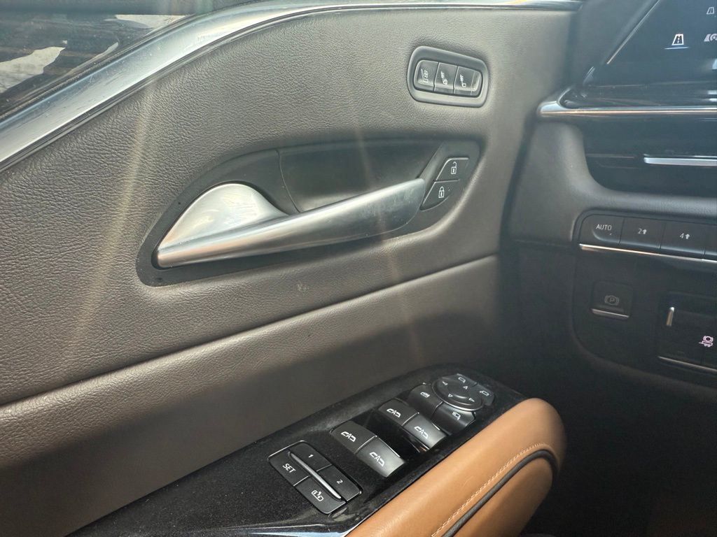 2021 Cadillac Escalade ESV 4WD 4dr Sport - 23007235 - 9