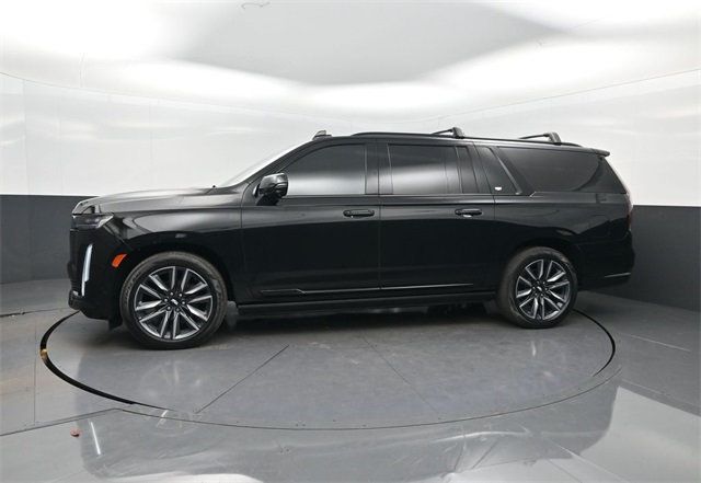 2021 Cadillac Escalade ESV Sport photo 2