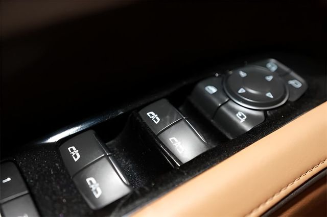 2021 Cadillac Escalade ESV 4WD 4dr Sport - 22980265 - 30