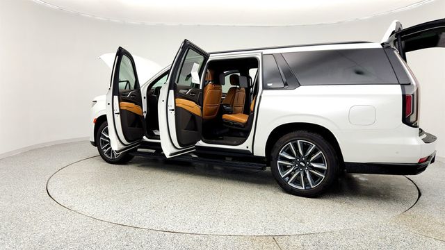 2021 Cadillac Escalade ESV 4WD 4dr Sport w/ Driver Assist Tech Pkg, Full Leather Seats, RES - 22968562 - 11