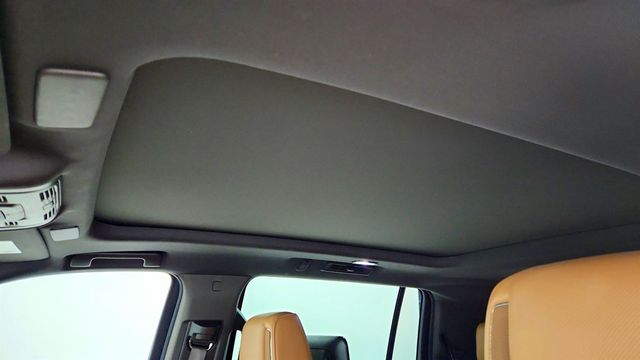 2021 Cadillac Escalade ESV 4WD 4dr Sport w/ Driver Assist Tech Pkg, Full Leather Seats, RES - 22968562 - 13