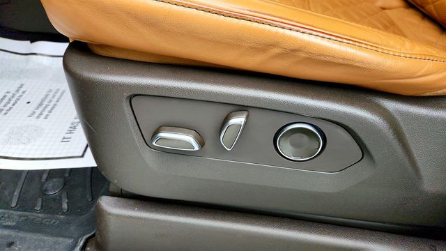 2021 Cadillac Escalade ESV 4WD 4dr Sport w/ Driver Assist Tech Pkg, Full Leather Seats, RES - 22968562 - 15