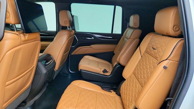 2021 Cadillac Escalade ESV 4WD 4dr Sport w/ Driver Assist Tech Pkg, Full Leather Seats, RES - 22968562 - 26