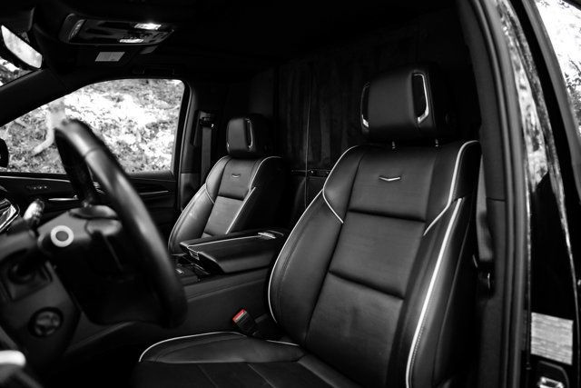 2021 Cadillac Escalade ESV Escalade-ESV-Sport/CEO-Build/40"LCD-FlatScreen/CaptainSeating - 23068320 - 18