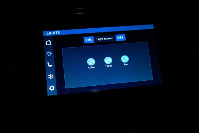 2021 Cadillac Escalade ESV Escalade-ESV-Sport/CEO-Build/40"LCD-FlatScreen/CaptainSeating - 23068320 - 29