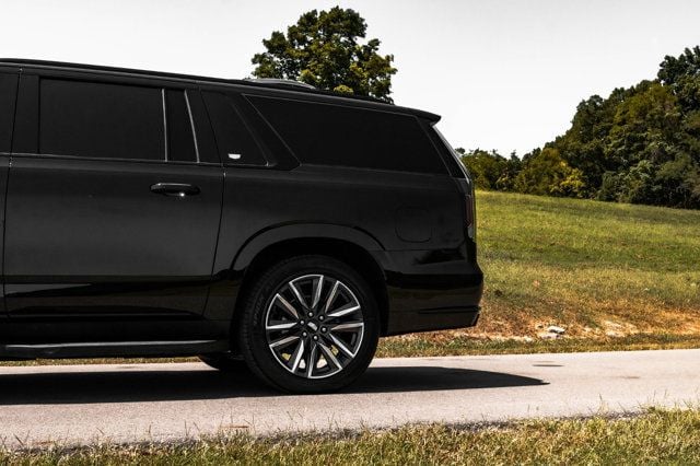 2021 Cadillac Escalade ESV Escalade-ESV-Sport/CEO-Build/40"LCD-FlatScreen/CaptainSeating - 23068320 - 3