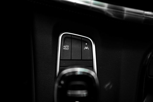 2021 Cadillac Escalade ESV Escalade-ESV-Sport/CEO-Build/40"LCD-FlatScreen/CaptainSeating - 23068320 - 41