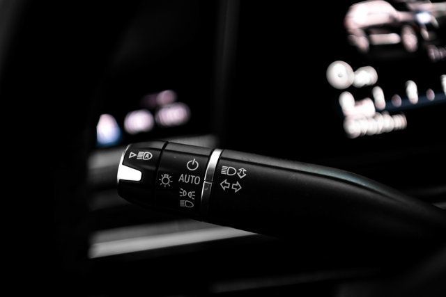 2021 Cadillac Escalade ESV Escalade-ESV-Sport/CEO-Build/40"LCD-FlatScreen/CaptainSeating - 23068320 - 48