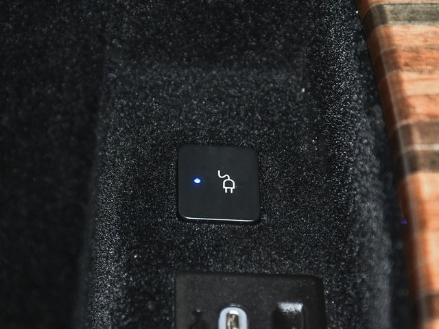 2021 Cadillac Escalade ESV Sport Platinum - 22971973 - 76