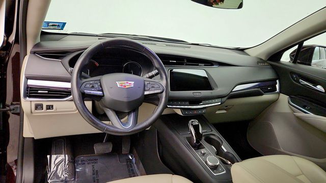 2021 Cadillac XT4 AWD 4dr Luxury w/ Dual-Panel Sunroof & Cold Weather Pkg - 23095558 - 12