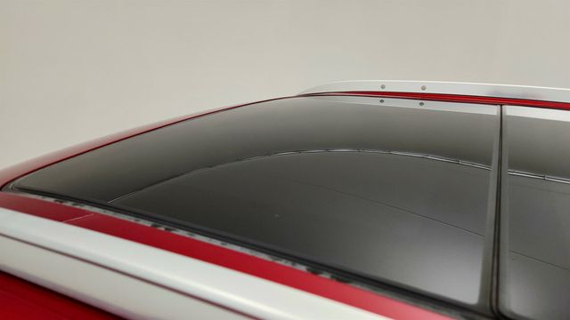 2021 Cadillac XT4 AWD 4dr Luxury w/ Navigation, Bose & Panoramic Sunroof - 23057353 - 9