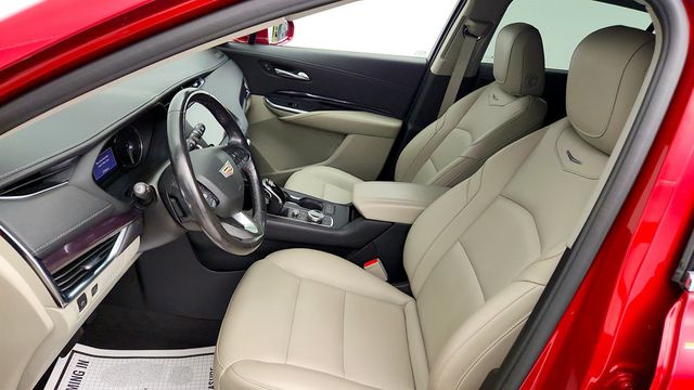 2021 Cadillac XT4 AWD 4dr Luxury w/ Navigation, Bose & Panoramic Sunroof - 23057353 - 20