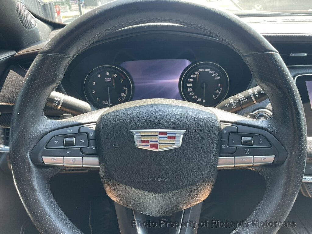 2021 Cadillac XT4 AWD 4dr Sport - 23065641 - 10