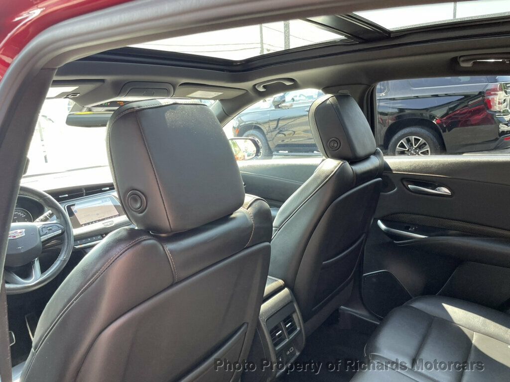 2021 Cadillac XT4 AWD 4dr Sport - 23065641 - 14