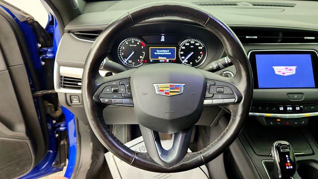 2021 Cadillac XT4 Premium Luxury AWD w/ Sunroof, Bose Audio & Cold Weather Pkg - 23039521 - 13