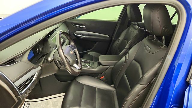 2021 Cadillac XT4 Premium Luxury AWD w/ Sunroof, Bose Audio & Cold Weather Pkg - 23039521 - 20