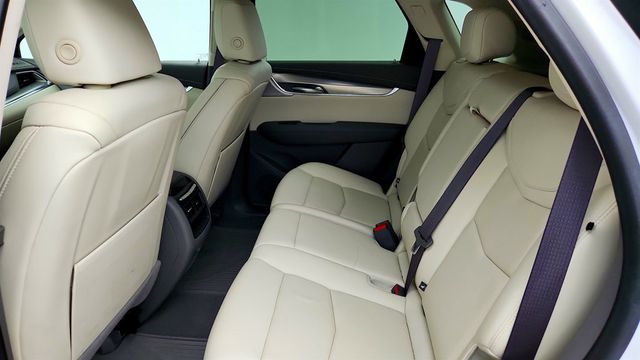 2021 Cadillac XT5 AWD 4dr Premium Luxury w/ Enhanced Visibility & Technology Pkg - 23027643 - 21