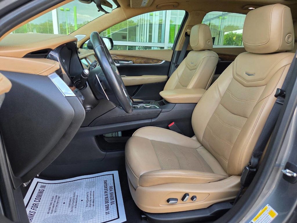 2021 Cadillac XT5 Sport photo 13