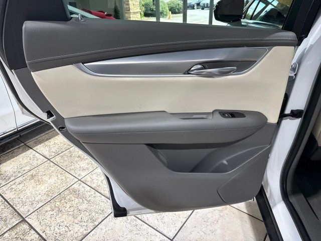 2021 Cadillac XT5 FWD 4dr Premium Luxury - 22942551 - 24