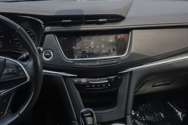 2021 Cadillac XT5 FWD 4dr Premium Luxury - 22860410 - 24