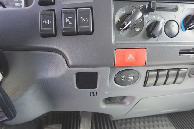 2021 Chevrolet 5500 XD (16ft Box with Lift Gate) - 22988687 - 32