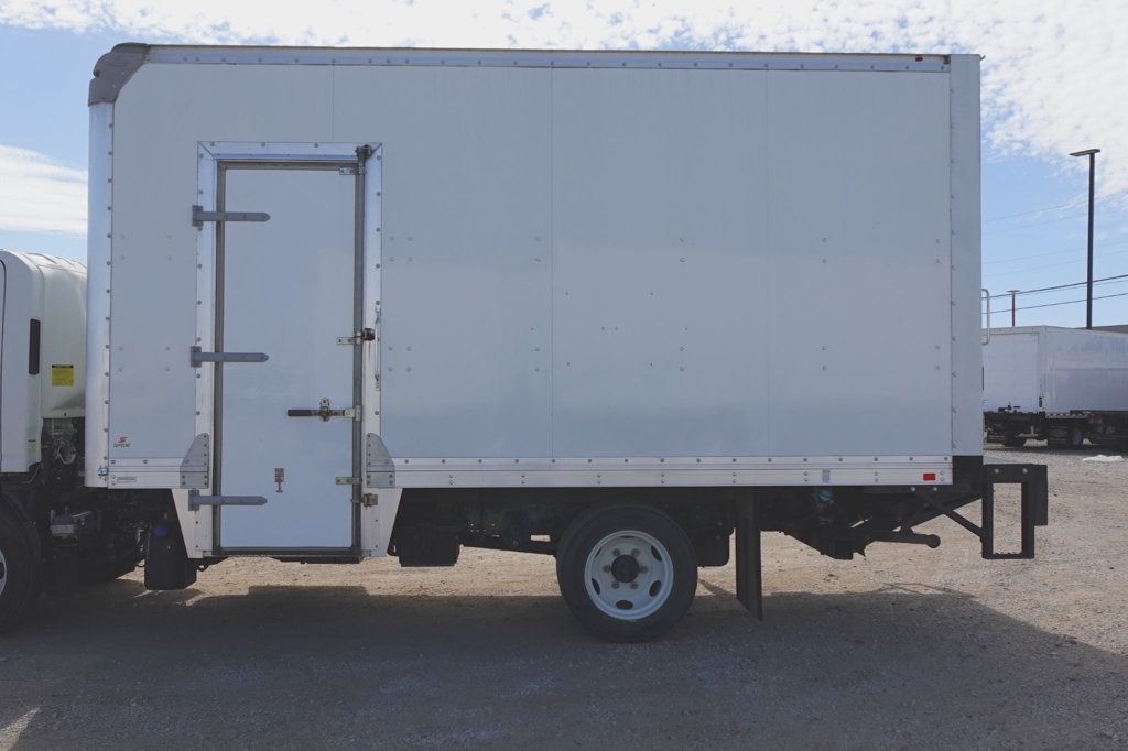 2021 Chevrolet 5500 XD (16ft Box with Lift Gate) - 22988687 - 4
