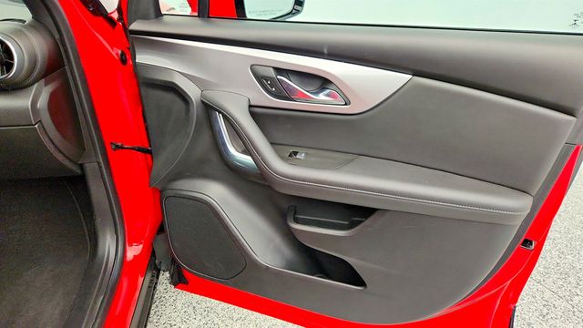 2021 Chevrolet Blazer 4dr 2LT w/ Convenience & Driver Confidence Pkg + 3.6L V6 Engine - 22958448 - 24