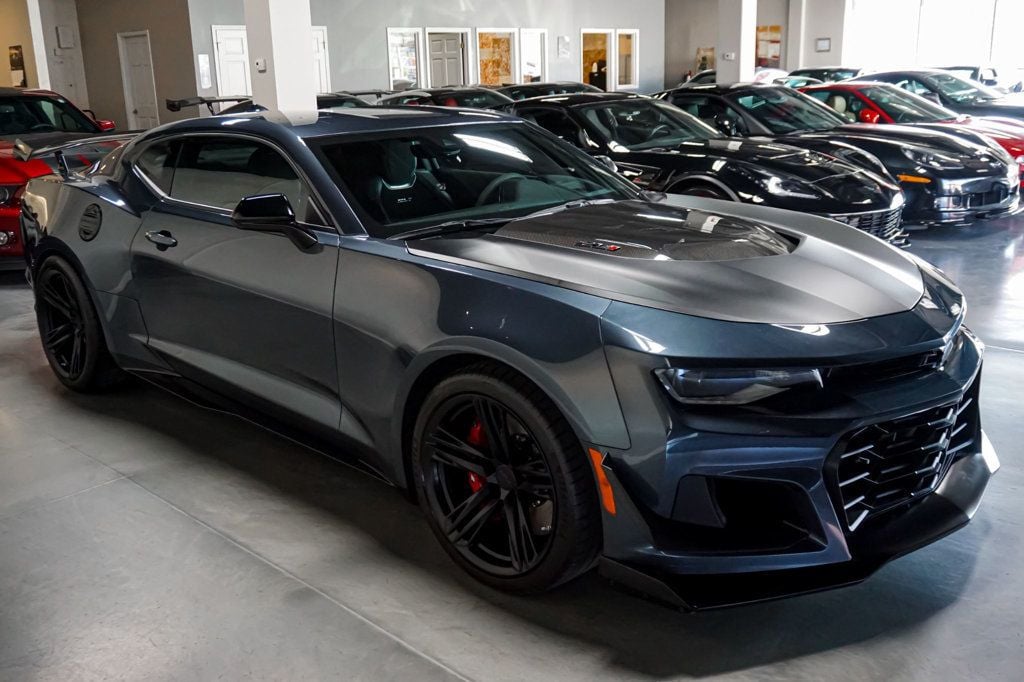 2021 Chevrolet Camaro ZL1 1LE photo 2