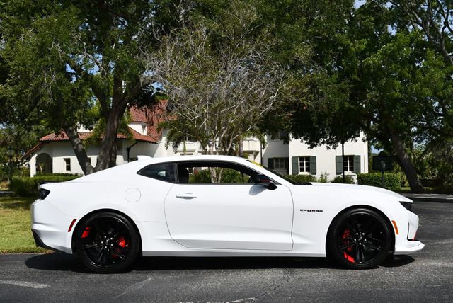 2021 Chevrolet Camaro 2 Door Coupe 1LT W/RS Package & Redline Edition  - 23022626 - 6