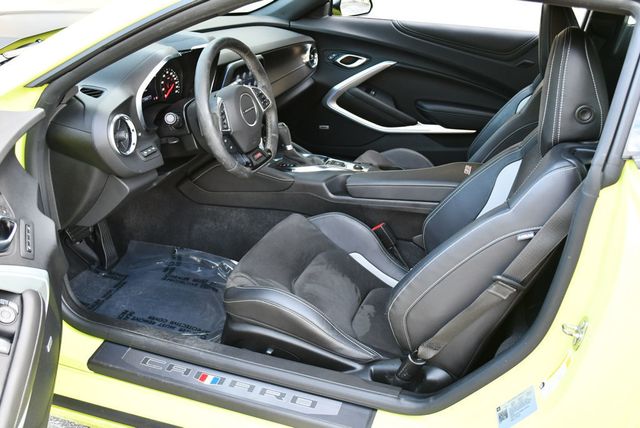 2021 Chevrolet Camaro 2 Door Coupe 2SS W/SS 1 LE Track Performance Package - 23081789 - 14