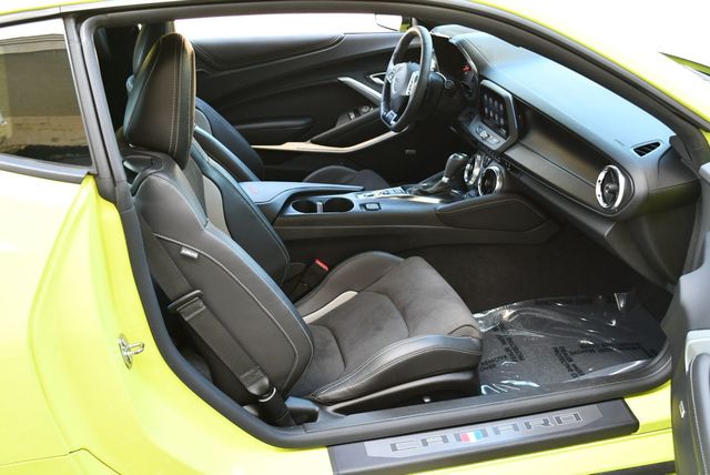 2021 Chevrolet Camaro 2 Door Coupe 2SS W/SS 1 LE Track Performance Package - 23081789 - 19