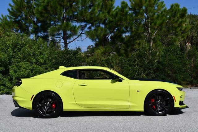 2021 Chevrolet Camaro 2 Door Coupe 2SS W/SS 1 LE Track Performance Package - 23081789 - 34
