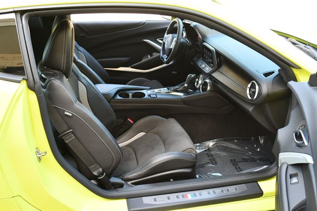 2021 Chevrolet Camaro 2 Door Coupe 2SS W/SS 1 LE Track Performance Package - 23081789 - 46