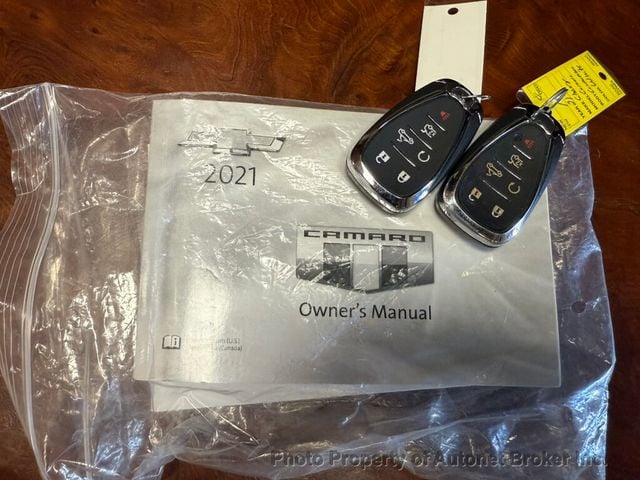 2021 Chevrolet Camaro 2dr Convertible 1LT - 23038886 - 35