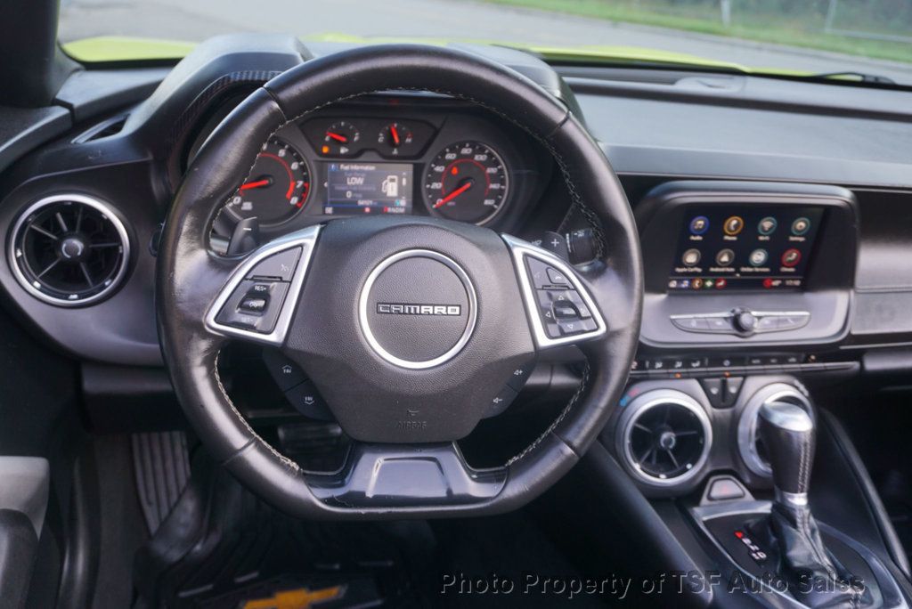 2021 Chevrolet Camaro 2dr Convertible 1LT - 23095031 - 17
