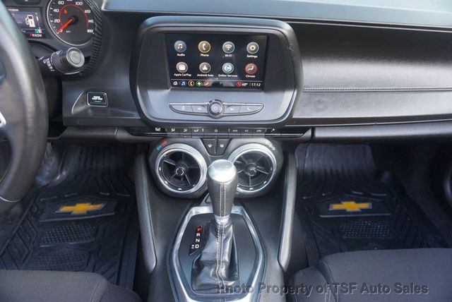 2021 Chevrolet Camaro 2dr Convertible 1LT - 23095031 - 18