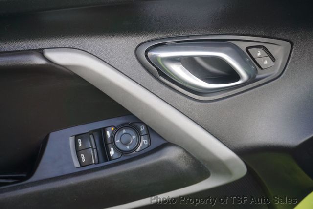 2021 Chevrolet Camaro 2dr Convertible 1LT - 23095031 - 30